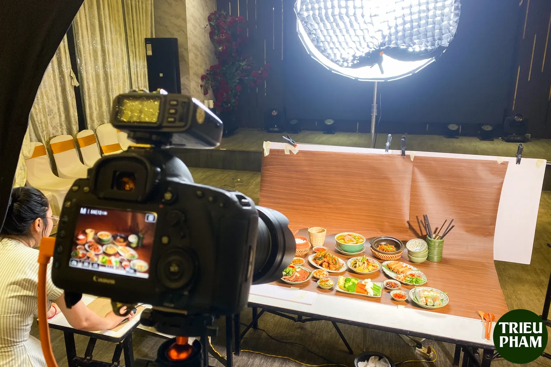 chup anh FB tang doanh thu nha hang