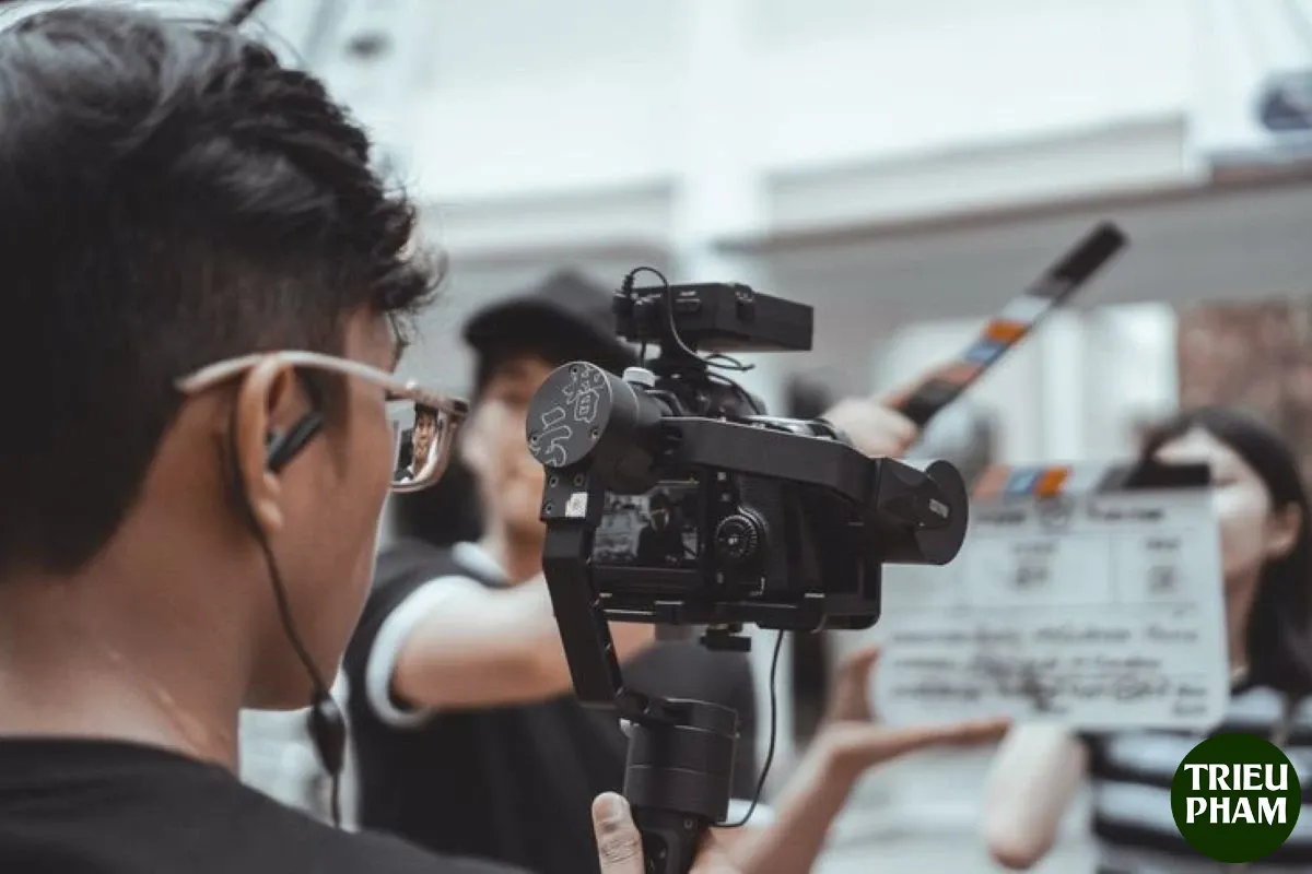 ekip san xuat TVC doanh nghiep tai Da Nang